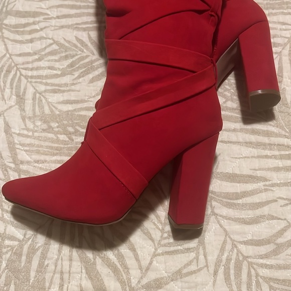 Red thigh High Women's Boots - Picture 5 of 5